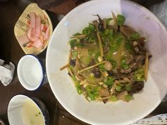-富正毅三下锅·湘西韵味(天门山索道店)