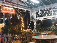 -四川小胡子海鲜(丁村万人海鲜广场店)