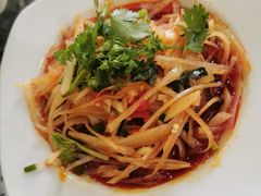 -YI PIN JU 一品居中餐厅 中国超市