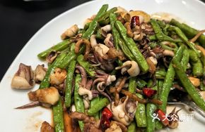 Green Beans Stir-Fried with Bamboo Shoots