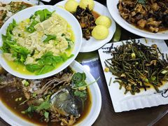 -连池鱼豆味坊(风景区店)