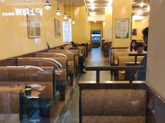 卡座-萨莉亚意式餐厅(河东万达店)