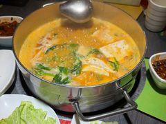 -四季喧黔味豆米火锅(万达广场店)