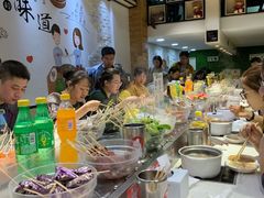 -百品聚旋转火锅(万德庄店)