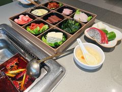 -海底捞火锅(珠影星光城夜宵主题店)