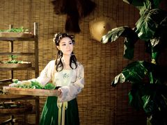 -九月鹰飞汉服摄影工作室