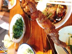 红柳枝烤羊肉-琥珀老六龙虾(四里河店)