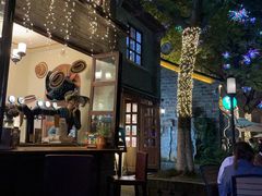 -两棵枇杷树