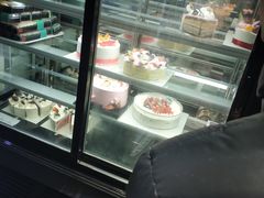 -向阳松鼠(三门井店)