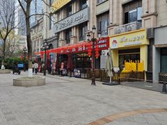 -洪霞餐馆·川菜·鲜货现炒(两江春城店)