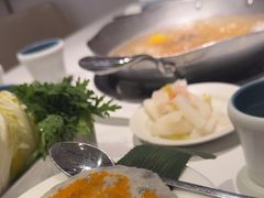 -左庭右院鲜牛肉火锅(金山万达店)