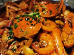 -胖哥俩肉蟹煲(杭州大厦中央广场店)