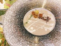黑松露蘑菇汤-YUE·6·西式融合餐厅(外滩六号店)