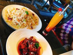 洱宝话梅酱小排-大理岛·精品云南菜·音乐餐厅