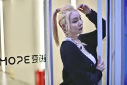 -变画·发型STUDIO