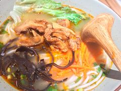 -百春原湖南牛肉粉(百联世纪店)