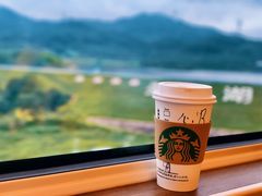 -星巴克(广州南站A18检票口楼上)