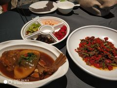 -肆月河豚·淮扬菜·湘菜(华天店)