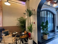-MEEBO KAFEE米咖焙坊(虹桥路店)