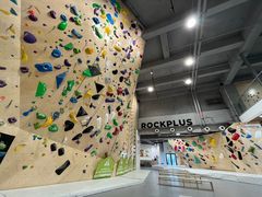 -ROCKPLUS攀岩馆(环宇城店)