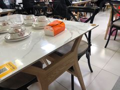 -在巷子里的烤肉店·螺蛳粉烤鱼·牛蛙(和美城店)