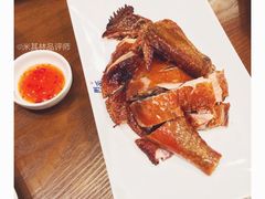 脆皮吊烧鸡-南拳十三姨·潮汕砂锅粥(世纪金源店)