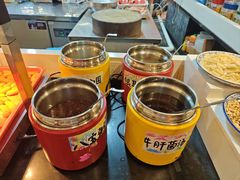 -爱客得牛排海鲜烤肉·火锅自助(春熙路黑金好店)
