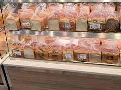 -巴黎贝甜(大宁国际商业广场店)