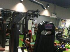 -征成健身连锁私教工作室(九公里店)
