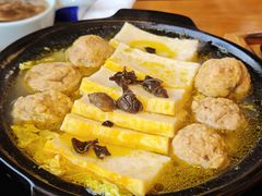 荆州鱼糕圆-莲餐厅·湖北菜·潜江小龙虾店(愚园路店)