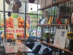 -必胜客(威高广场店)