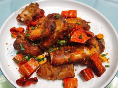 -峡谷农家乐饭店
