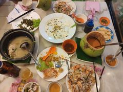 -大树下海鲜饭店
