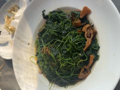 -吴越荣记苏州菜·松鼠桂鱼100%活鱼现做(斜塘老街店)