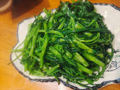 -梁姐啤酒鱼(兴坪古镇店)