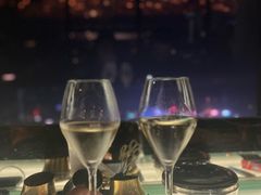 -OZONE 顶楼酒吧(香港丽思卡尔顿酒店)