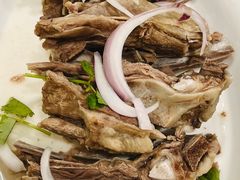 手抓羊肉-马尔龙新疆饭店·清真(长青路店)