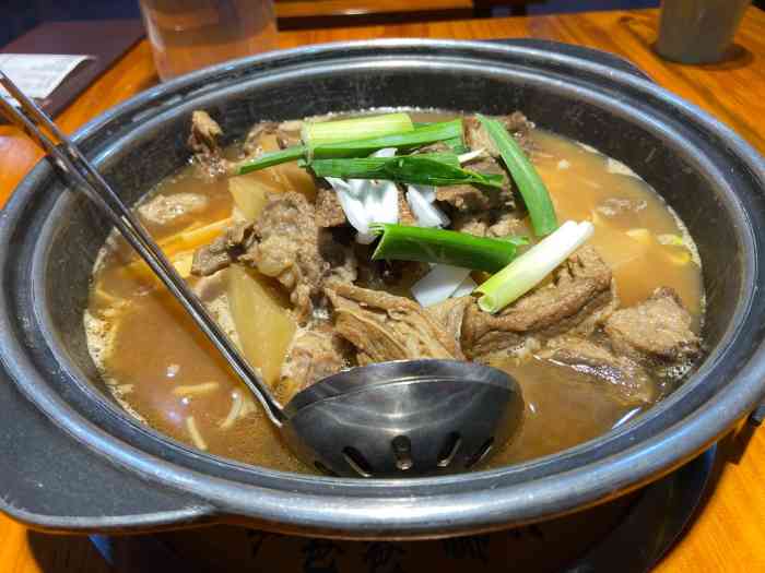 牛爸爸超级牛腩煲-"「椰汁鲜牛腩煲」点了一个中份,上菜的时候.