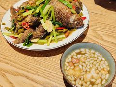 -牛八宝桂林米粉(八里庄店)