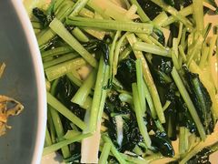 -八府香鸭·啫啫煲(华山路店)