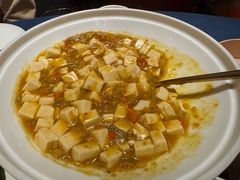 蟹粉烩豆腐-老吉堂上海本帮菜(工体店)