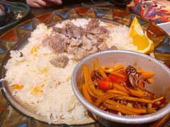 金桃手抓饭-丝路金桃·新疆菜(徐汇店)