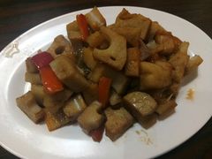 -内蒙焖面大盆骨餐馆(山大路店)