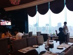 -荣誉国际酒店-云顶旋转餐厅