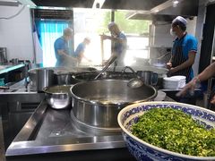 -陇上全荟兰州传统牛肉面(延吉路店)