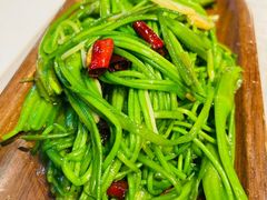 -隔壁老王·家常云南菜(皇冠店)