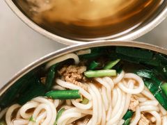 -正宗杨记普洱酸醋米线(总店)