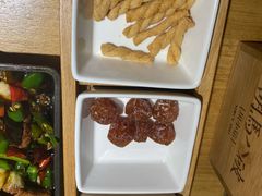 餐前小零食-胡马八破·川菜小馆(高新万达店)