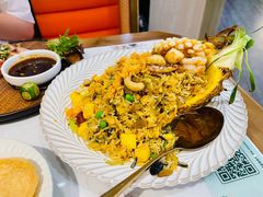 招牌野米海鲜菠萝焗饭-泰椰里·泰国餐厅(智慧城广百广场店)