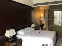 -广州天河希尔顿酒店